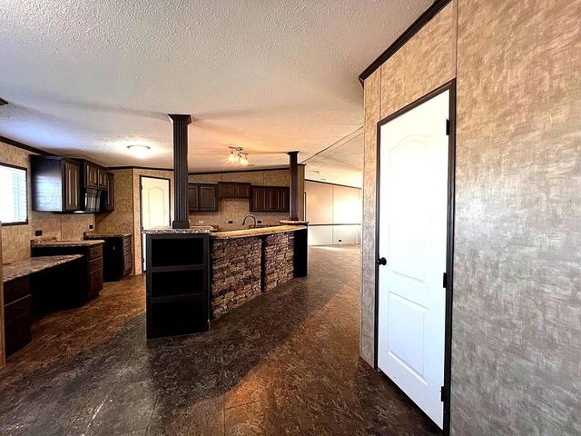 4941 Cactus Drive, Levelland, TX 79336