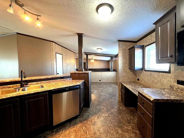 4941 Cactus Drive, Levelland, TX 79336