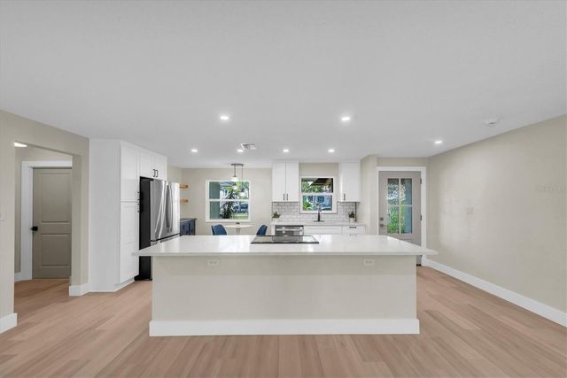 513 OAKWOOD BOULEVARD, Oldsmar, FL 34677