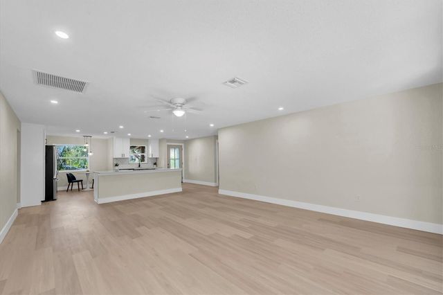 513 OAKWOOD BOULEVARD, Oldsmar, FL 34677