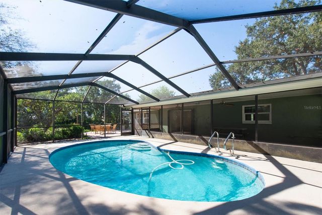 513 OAKWOOD BOULEVARD, Oldsmar, FL 34677