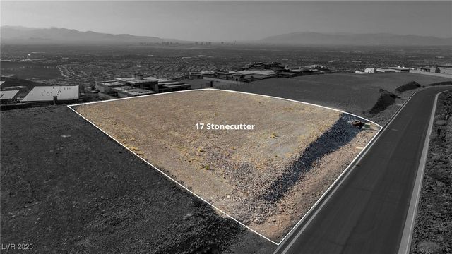 17 Stonecutter Court, Henderson, NV 89012