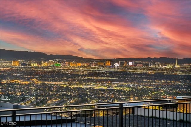 17 Stonecutter Court, Henderson, NV 89012