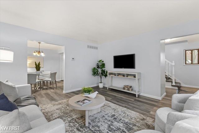 17397 Cornell Road, Southfield, MI 48075