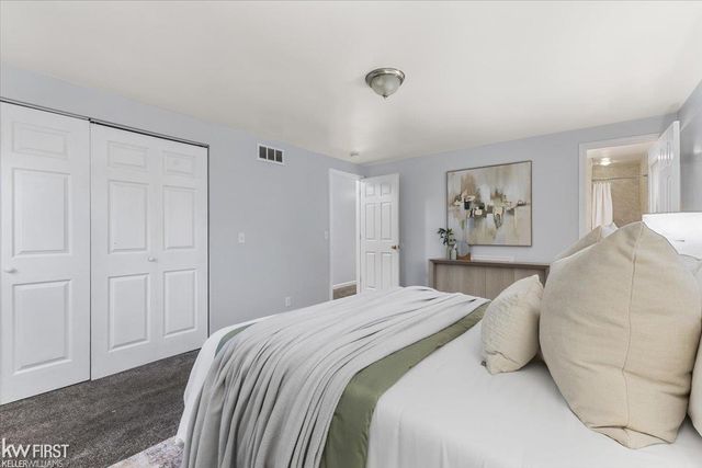 17397 Cornell Road, Southfield, MI 48075