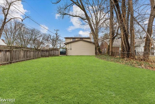 17397 Cornell Road, Southfield, MI 48075