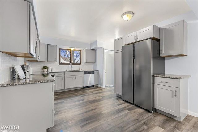 17397 Cornell Road, Southfield, MI 48075