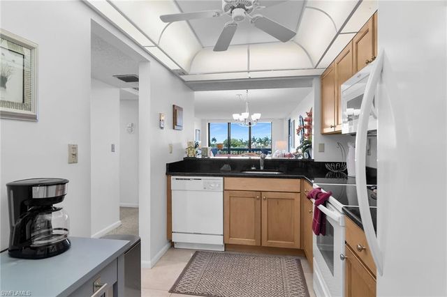 601 Seaview CT C401, Marco Island, FL 34145