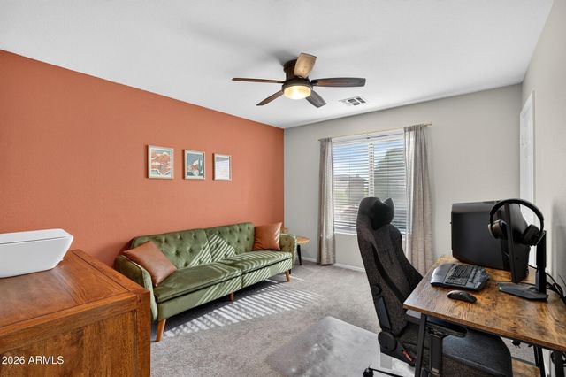 30052 N DESERT WILLOW Boulevard, San Tan Valley, AZ 85143