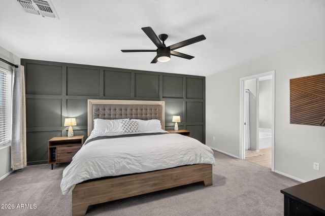 30052 N DESERT WILLOW Boulevard, San Tan Valley, AZ 85143
