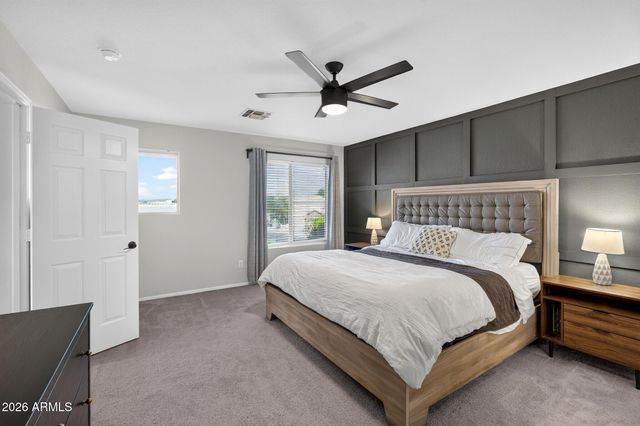 30052 N DESERT WILLOW Boulevard, San Tan Valley, AZ 85143