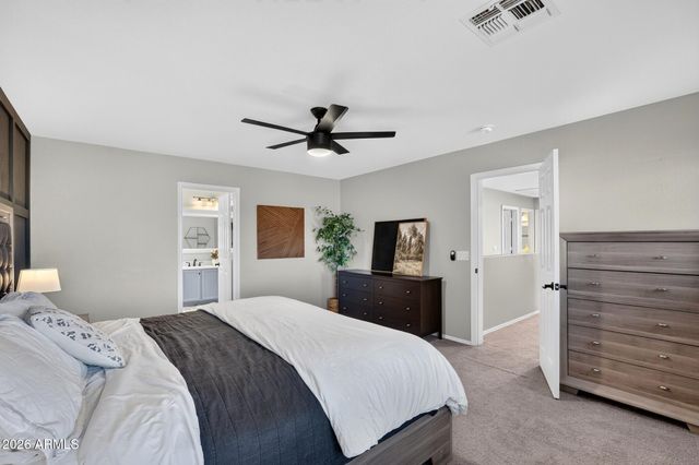 30052 N DESERT WILLOW Boulevard, San Tan Valley, AZ 85143
