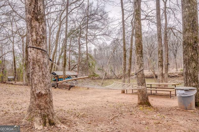 42 River Oaks Drive SW, Cartersville, GA 30120