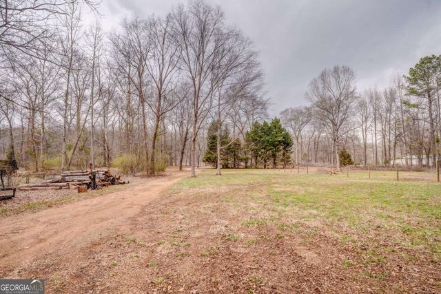 42 River Oaks Drive SW, Cartersville, GA 30120