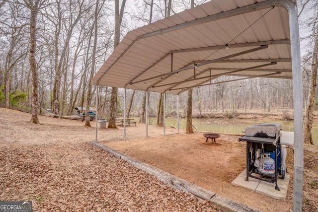 42 River Oaks Drive SW, Cartersville, GA 30120