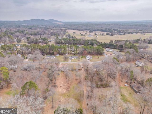 42 River Oaks Drive SW, Cartersville, GA 30120