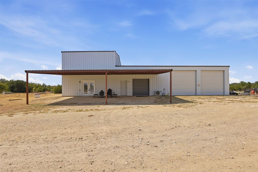 3933 Sarra Lane, Springtown, TX 76082 — exterior