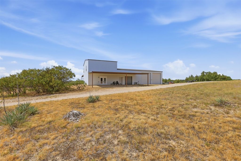 3933 Sarra Lane, Springtown, TX 76082 — photo 4