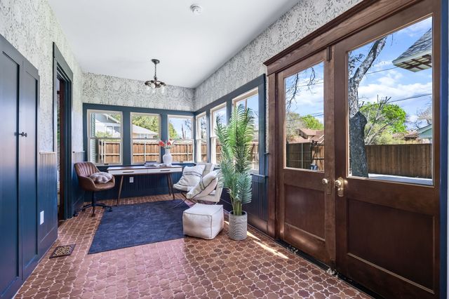 4940 Worth Street, Dallas, TX 75214