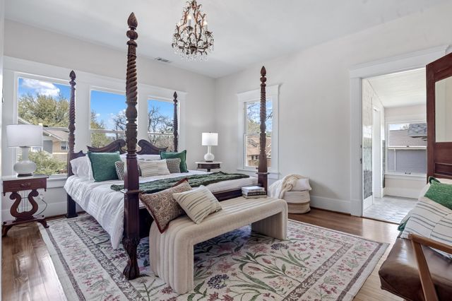 4940 Worth Street, Dallas, TX 75214