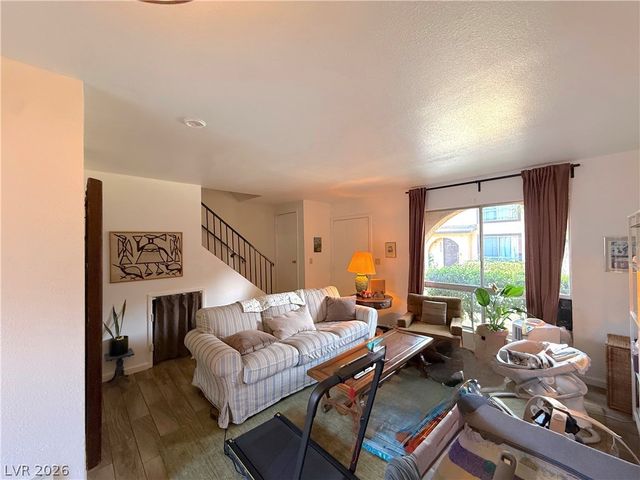 4029 Nightingale Court, Las Vegas, NV 89107