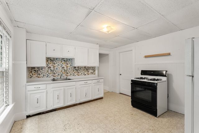 185-187 Lowell Street, Somerville, MA 02144