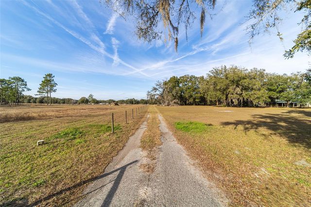 12265 SW HIGHWAY 484, Dunnellon, FL 34432