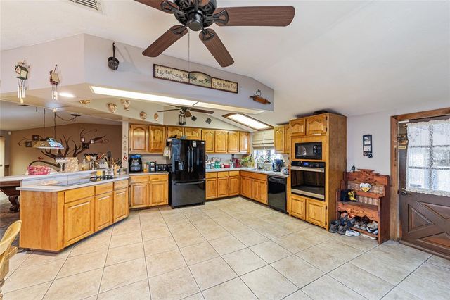 12265 SW HIGHWAY 484, Dunnellon, FL 34432