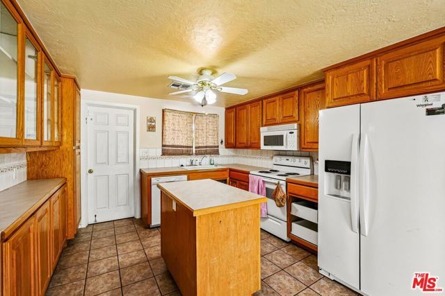 57918 Juarez Drive, Yucca Valley, CA 92284