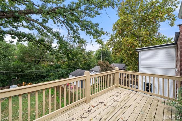 5924 De Giverville, St Louis, MO 63112