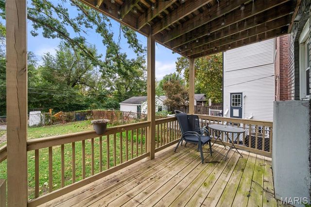 5924 De Giverville, St Louis, MO 63112