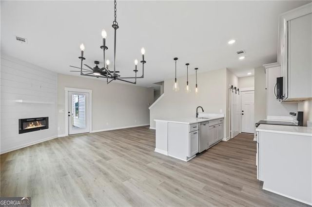 693 Racetrack Road, Toccoa, GA 30577