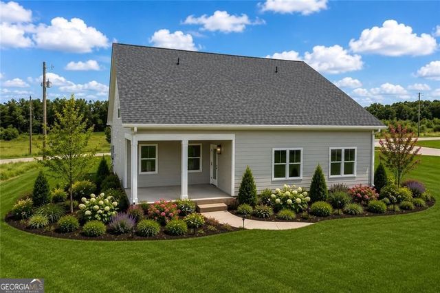 693 Racetrack Road, Toccoa, GA 30577
