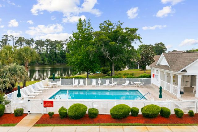 1527 Hallborough Dr., Surfside Beach, SC 29575