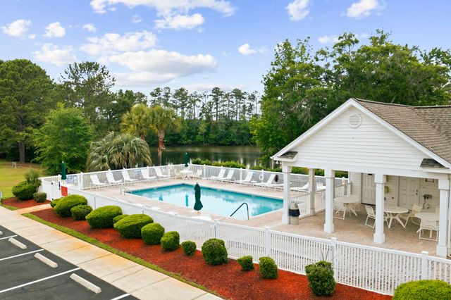 1527 Hallborough Dr., Surfside Beach, SC 29575