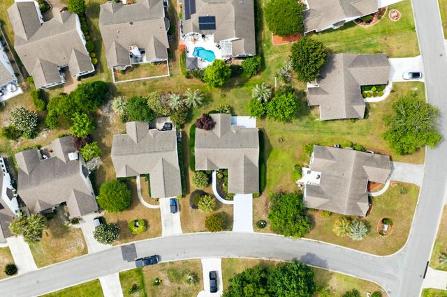1527 Hallborough Dr., Surfside Beach, SC 29575