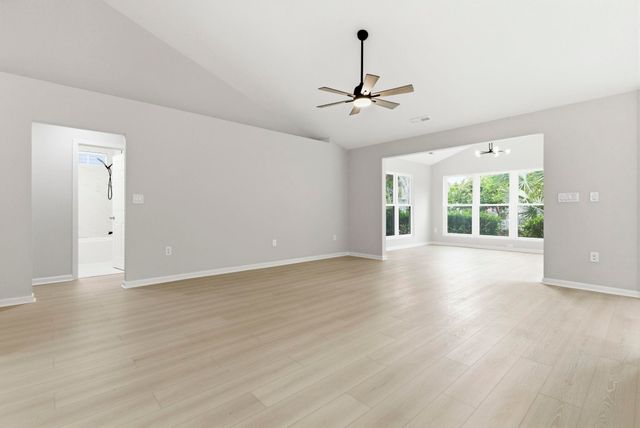 1527 Hallborough Dr., Surfside Beach, SC 29575