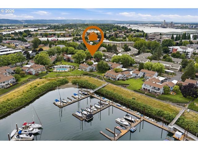 634 N HAYDEN BAY Dr, Portland, OR 97217