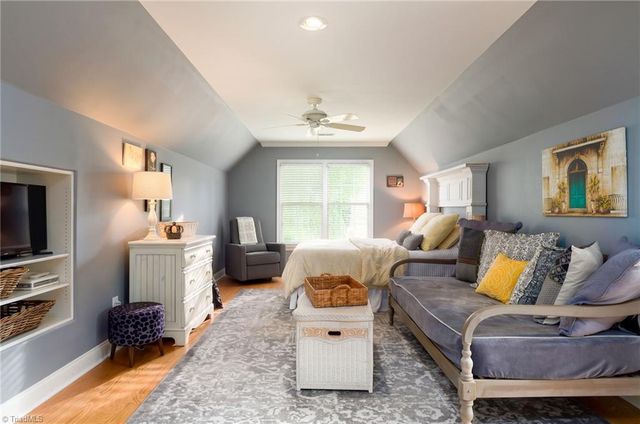 4 Windrock Way, Greensboro, NC 27455
