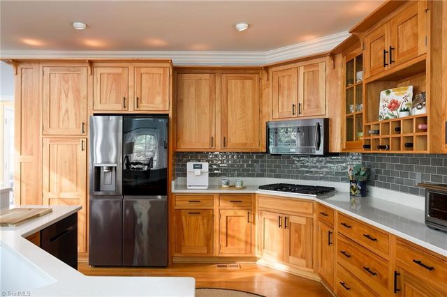 4 Windrock Way, Greensboro, NC 27455
