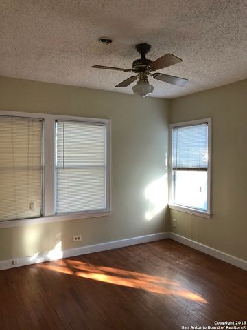 2022 SANTA BARBARA ST, San Antonio, TX 78201
