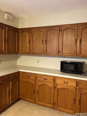 2022 SANTA BARBARA ST, San Antonio, TX 78201