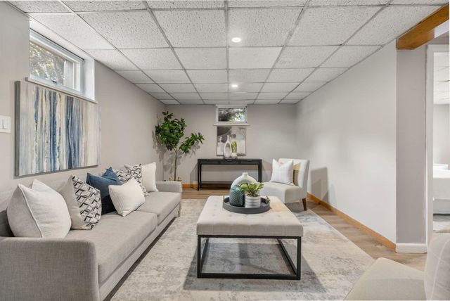8 Helene St, Quincy, MA 02169