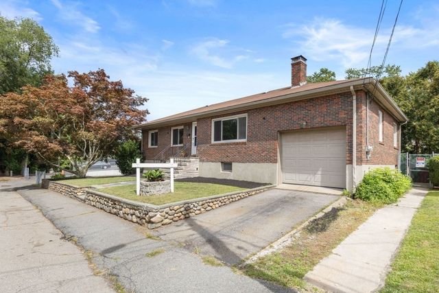 8 Helene St, Quincy, MA 02169