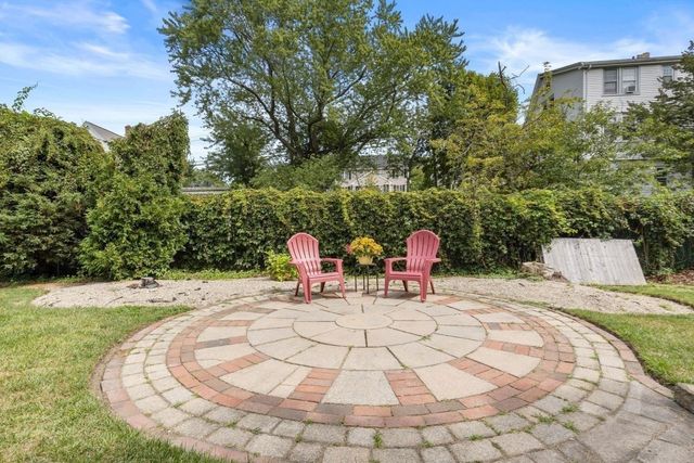 8 Helene St, Quincy, MA 02169