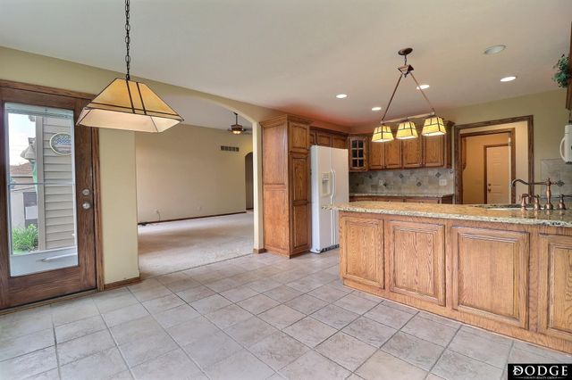 2432 Heritage Lane, Fremont, NE 68025