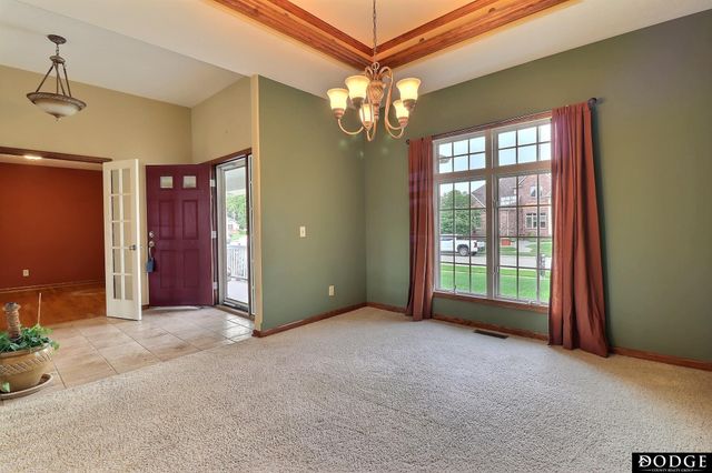 2432 Heritage Lane, Fremont, NE 68025