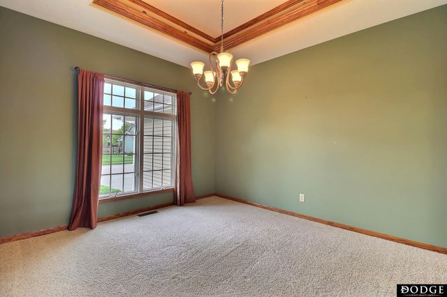 2432 Heritage Lane, Fremont, NE 68025