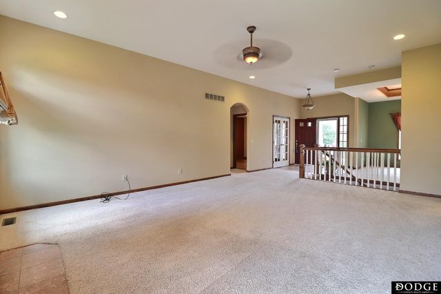 2432 Heritage Lane, Fremont, NE 68025