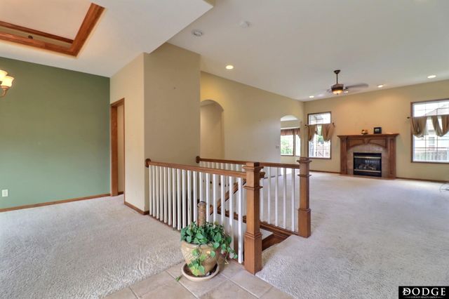 2432 Heritage Lane, Fremont, NE 68025